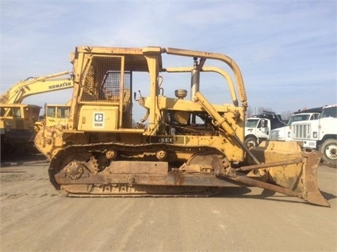 Dozers/tracks Caterpillar D5B