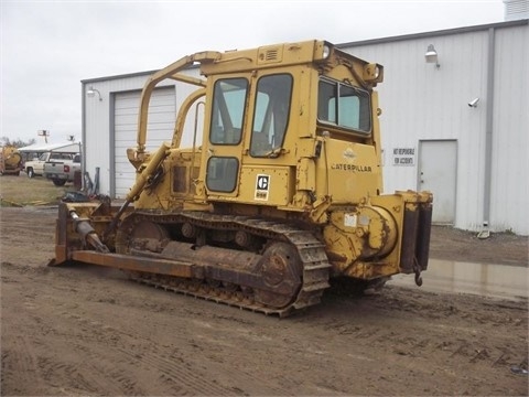 Dozers/tracks Caterpillar D5B