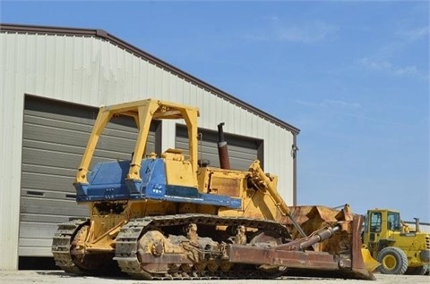 Dozers/tracks Komatsu D135