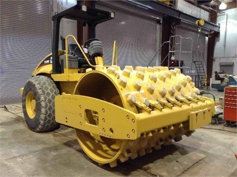 Compactadora Vibratoria Caterpillar CS-563E seminueva en venta Ref.: 1430413923748998 No. 4