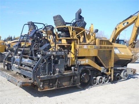 Pavers Caterpillar AP-1055D