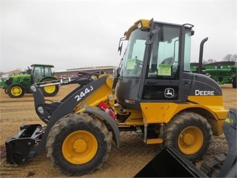 Cargadoras Sobre Ruedas Deere 244J en venta Ref.: 1432306731182581 No. 2