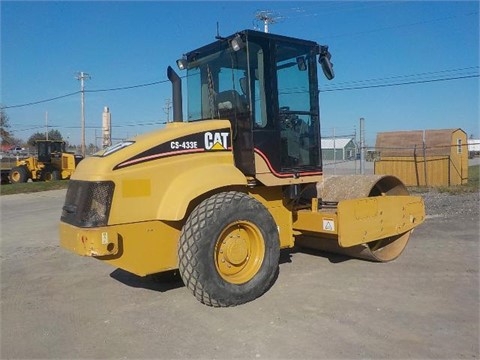 Compactadora Vibratoria Caterpillar CS-433E de segunda mano Ref.: 1432664772203009 No. 2