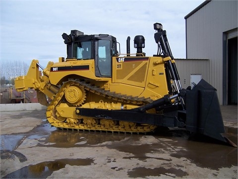 Dozers/tracks Caterpillar D8T