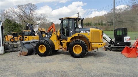 Cargadoras Sobre Ruedas Deere 624K de medio uso en venta Ref.: 1432683134097881 No. 2