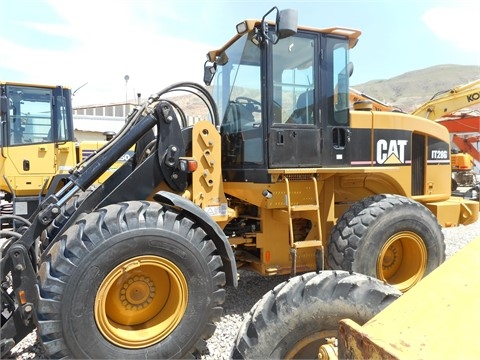 Cargadoras Sobre Ruedas Caterpillar IT28G