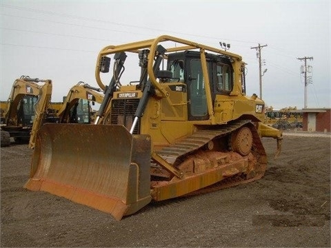 Dozers/tracks Caterpillar D6T