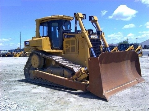 Dozers/tracks Caterpillar D6T