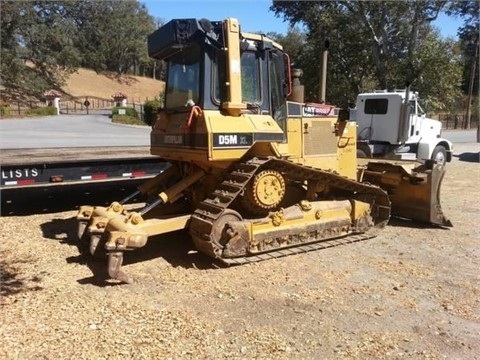 Dozers/tracks Caterpillar D5M