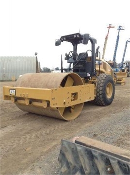 Compactadora Vibratoria Caterpillar CS56 seminueva en venta Ref.: 1434646635479671 No. 2