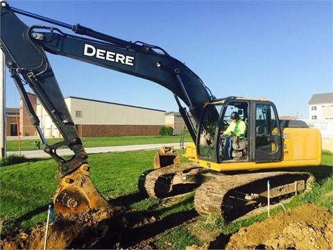 Excavadoras Hidraulicas Deere 200D seminueva Ref.: 1435170278135052 No. 4