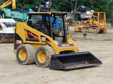 Minicargadores Caterpillar 226B de segunda mano en venta Ref.: 1435604273354566 No. 2