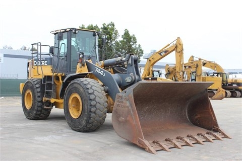 Wheel Loaders Deere 744J