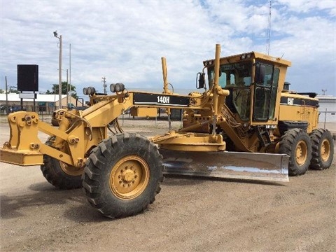 Motoconformadoras Caterpillar 140H de segunda mano a la venta Ref.: 1435877430198937 No. 3