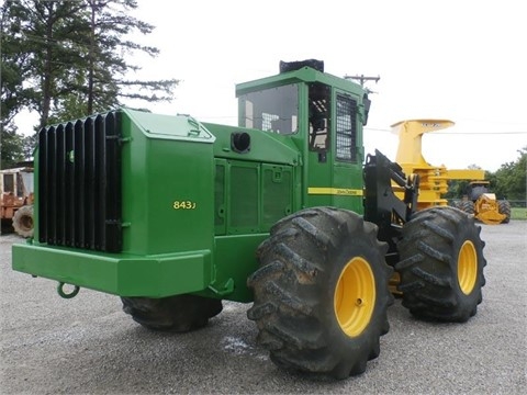 Forestales Maquinas Deere 843J seminueva en venta Ref.: 1436988248373614 No. 4