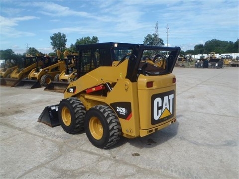 Minicargadores Caterpillar 242B seminueva en venta Ref.: 1437161304660034 No. 4