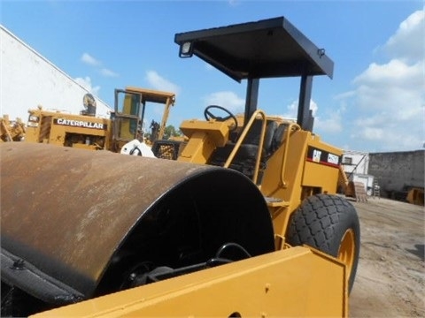 Compactadora Vibratoria Caterpillar CS-563 usada a buen precio Ref.: 1437416602066359 No. 2