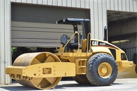 Compactadora Vibratoria Caterpillar CS-563E seminueva en venta Ref.: 1437597418089115 No. 2