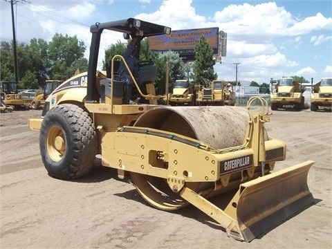 Compactadora Vibratoria Caterpillar CS-563E de segunda mano a la  Ref.: 1437600282505888 No. 3