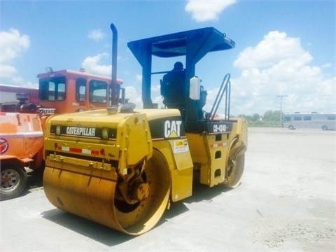 Compactadora Vibratoria Caterpillar CB-434D seminueva en perfecto Ref.: 1437686339707323 No. 3