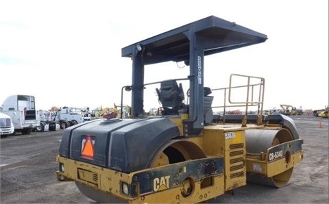 Compactadora Vibratoria Caterpillar CB-634D usada en buen estado Ref.: 1437688256833159 No. 3