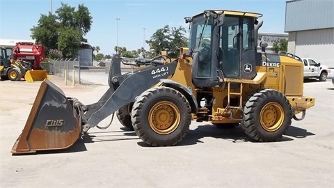 Cargadoras Sobre Ruedas Deere 444J