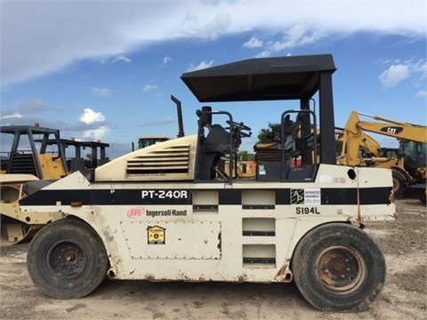 Compactadora Con Llantas Ingersoll-rand PT240R importada en buena Ref.: 1438105314228809 No. 4