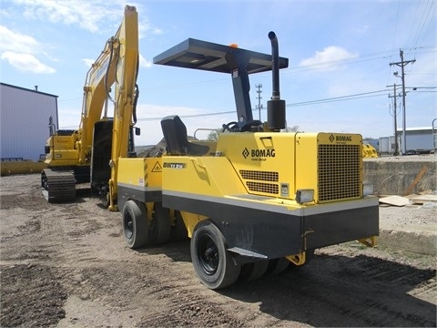 Compactadora Con Llantas Bomag BW11RH usada de importacion Ref.: 1438106047867359 No. 4