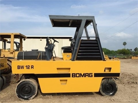 Compactadora Con Llantas Bomag BW12R