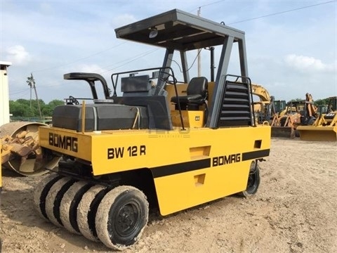 Compactadora Con Llantas Bomag BW12R de segunda mano en venta Ref.: 1438107397540536 No. 2