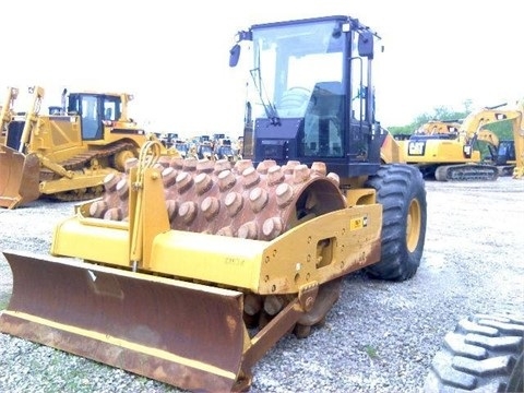 Compactadora Vibratoria Caterpillar CP56