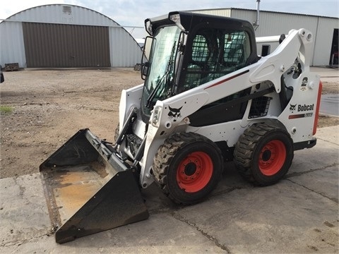 Minicargadores Bobcat S590