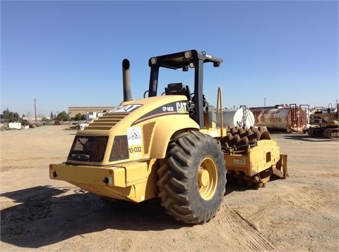 Vibratory Compactors Caterpillar CP-563E