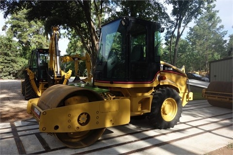 Vibratory Compactors Caterpillar CS-433E