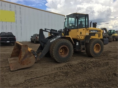 Cargadoras Sobre Ruedas Komatsu WA200