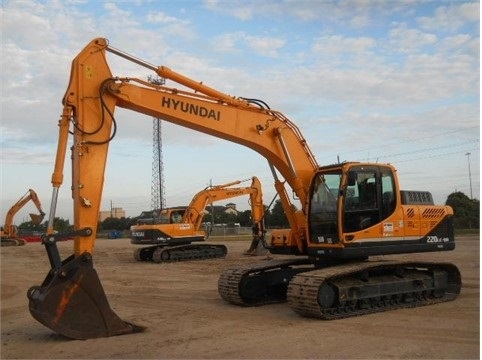 Excavadoras Hidraulicas Hyundai ROBEX 220 de segunda mano en vent Ref.: 1440003488283396 No. 2