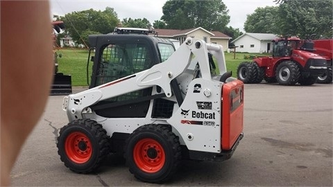 Minicargadores Bobcat S570 usada Ref.: 1440107028203822 No. 3