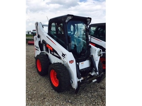 Minicargadores Bobcat S590