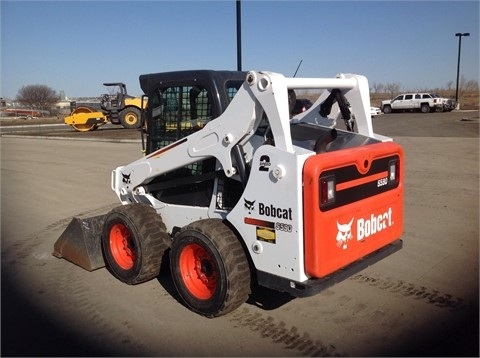 Minicargadores Bobcat S590 de medio uso en venta Ref.: 1440172447715139 No. 4