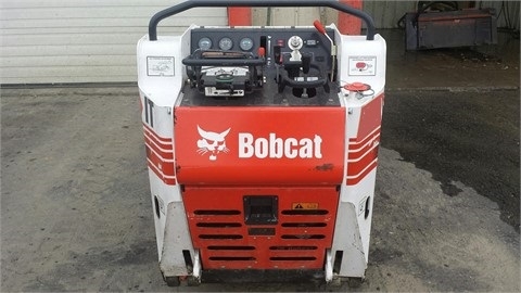 Minicargadores Bobcat  MT52 de bajo costo Ref.: 1440183006211122 No. 3