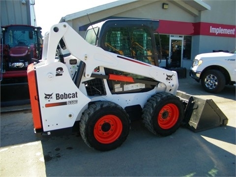 Miniloaders Bobcat S590