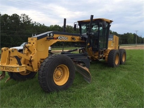 Motor Graders Deere 670G