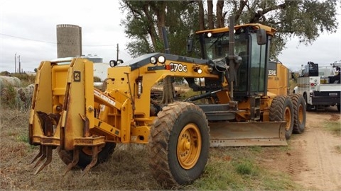 Motoconformadoras Deere 670G