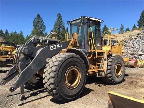 Cargadoras Sobre Ruedas Deere 824J