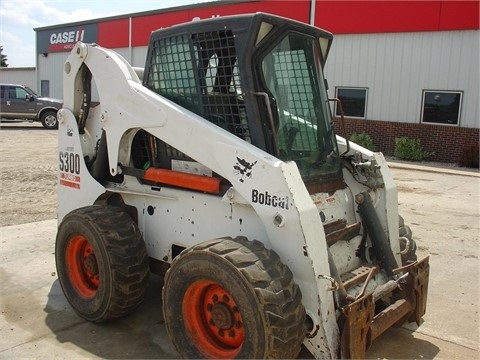 Minicargadores Bobcat S300 usada a buen precio Ref.: 1441398182309199 No. 4