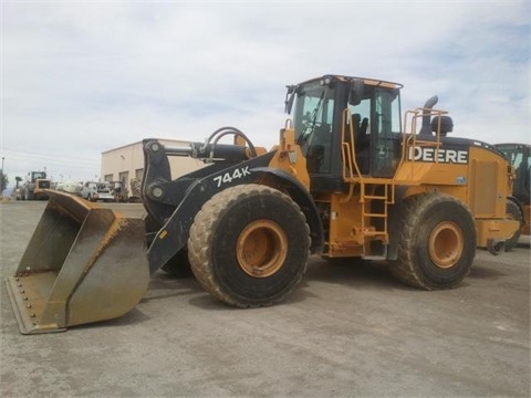 Cargadoras Sobre Ruedas Deere 744K