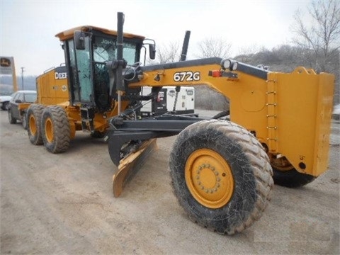 Motoconformadoras Deere 672G