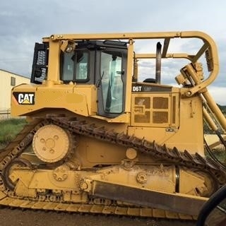 Dozers/tracks Caterpillar D6T