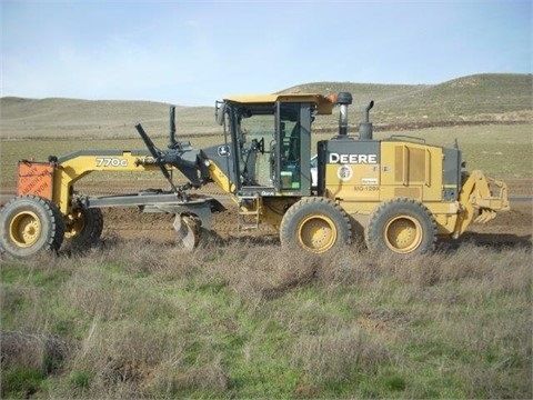 Motoconformadoras Deere 770G de segunda mano en venta Ref.: 1442354272416962 No. 4