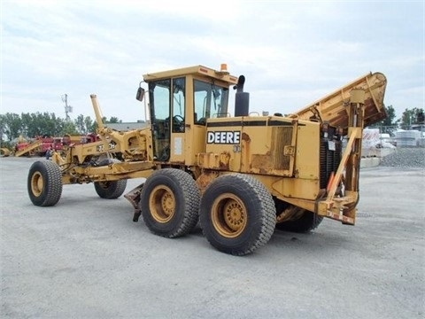 Motoconformadoras Deere 772CH de medio uso en venta Ref.: 1442874149224215 No. 2